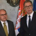 Vučić se sastao sa Šmitom, saopštio mu šta Srbija neće podržati