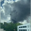 Katastrofalan požar u Berlinu Gori vojna fabrika, pretnja je toksični crni dim
