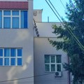 Gimnazija gori, a direktorka svira – Neron se vraća na mesto direktora škole?