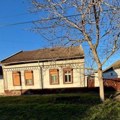 Kuću od 155 kvadrata prodaju za 17.000 evra! Nema nikakvih dugova, papiri čisti: Odmah je useljiva (foto)