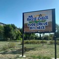 Limanci prekrečili grafite mržnje i podele i poručili "Na Limanu raste cveće, ovde crkve biti neće"