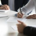 Pet dokumenata za krah ili nova šansu? Evo koji su papiri potrebni da se zatvori firma u Srbiji
