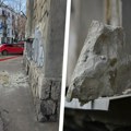 Kamen s fasade pao na Gundulićevom vencu: Sada je ograđeno, ali pripazite kad prolazite pored ove zgrade