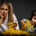 Грешке родитеља које ремете одрастање детета: Ево зашто присиљавање деце да поједу све из тањира може бити штетно