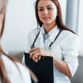 Zašto se hipertenzija naziva "tihim ubicom" i koji su simptomi bolesti koja pogađa skoro "pola Srbije"
