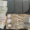 Hapšenje u Beogradu: U stanu na Zvezdari zaplenjen heroin, spid, kokain