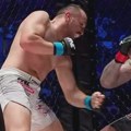 Hrvoje nokautirao Bakočevića i nemilice ga udarao dok je ležao VIDEO