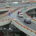 Autobus se zapalio na Gazeli, saobraćaj otežan
