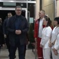 "Velika ulaganja države u zdravstvo": Predsednik Vučić obišao Dom zdravlja u Kruševcu (video)