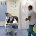 Ugledni lekar doživeo srčani udar, ali u bolnici nije bilo nijednog kardiologa! Svi čekaju odgovor direktora: "Kako ćeš…