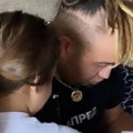Dok je bio u pritvoru ćerka mu napisala poruku: Rasta podelio dirljivu fotografiju: Evo šta ga je sačekalo po dolasku u Srbiju…