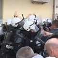 Deset meseci od pada nadstrešnice i veliki protest u Beogradu: Svi smo ispod nadstrešnice