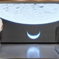 Prada stiže na Mesec i pomaže astronautima da prežive šetnju