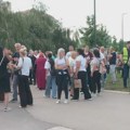 Nastavljena blokada saobraćajnica u Nišu zbog nove pruge (VIDEO)