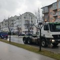 Defile okićenih kamiona za Božić u Istočnom Sarajevu