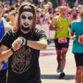 Foto-ubod Beogradskog maratona - "metalac" trčao potpuno maskiran