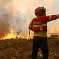 (Foto) požare gasi: 4.000 vatrogasaca Sedam žarišta i dalje aktivno u Portugalu: Zatražena pomoć od Evropske unije