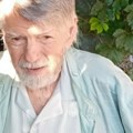 Za doček nove 1963. "prašili" smo u sali zrenjaninskog sup: Aleksandar Đerić (80), jedan od osnivača "Meteora", nosi oreol…