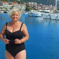 Peva izvornu muziku, sada se skinula u 69. godini i ponosno objavila sliku: Pogledajte kakve komentare dobija
