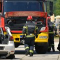 Požar u garaži na Zvezdari, vatra zahvatila nekoliko automobila