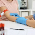 Došli da daju krv, pa im otkriven opasan virus: U komšiluku porast zaraženih