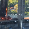 Dronovi pogodili most u Kijevu: Obustavljen saobraćaj metroa (video)