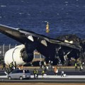 Pet osoba tragično stradalo: Pojavile se nove informacije o potencijalnom uzroku sudara dva aviona na pisti u Japanu (foto)