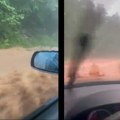 Dve žene i dete (2) spaseni iz poplave! Dramatični snimci iz Užica: Ostali zarobljeni u automobilu, vatrogasci stigli za…