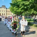 (Foto) razigrano subotnje popodne u Sremskim Karlovcima Igra u čast đurđevdanskih običaja