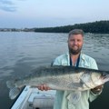 Srđan Vračarić među najboljim ribolovačkim vodičima sveta: Prestižna nagrada za kapetana iz Beograda