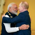 Putin ide kod Modija