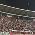 Krenuo pljusak na Marakani pred meč sa Seltikom, Delije odmah zapevale dobro poznatu pesmu