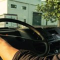 Откривено зашто камионџије стављају тоалет папир на шофершајбну