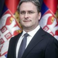 Selaković osudio napade na spomenike u Beogradu