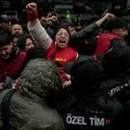 U Istanbulu pušteno više od 500 uhapšenih demonstranata na prvomajskom skupu