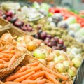 Počelo vađenje mlade šargarepe, proizvođači zadovoljni: Ovo je cena po kilogramu