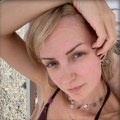 Pevačica (39) ima četvoro dece, a ovako izgleda kada se skine. Podelila selfi u kupaćem i oduševila figurom: "Kako je to…