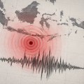 Katastrofa u Indoneziji: Zemljotres magnitude 7,7 odneo najmanje 20 života