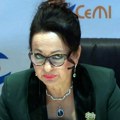 Vesna Medenica pala tokom šetnje u zatvoru! Bivša predsednica Vrhovnog suda u Crnoj Gori prevezena u bolnicu