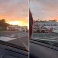 Autobus Crvene zvezde sleteo sa puta: Saobraćajna nesreća kod Stare Pazove! (video)