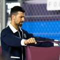 Đoković sa članovima legendarnog benda, slika se masovno deli FOTO