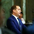 Medvedev: Ponuda Zelenskog da pomogne zemljama na Bliskom istoku apsurdna i nerealna