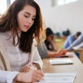 Stiže novac za učenike i studente: Isplata uskoro, evo koliko će dobiti para i kako će se dodeljivati