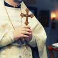 Obeležena 31. godišnjica stradanja Srba u zapadnokrajiškim opštinama: Parastos i venci za 2.214 žrtava