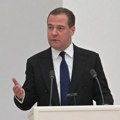 Medvedev posle susreta sa Dačićem u Moskvi: Pažljivo pratimo izbornu kampanju u Srbiji