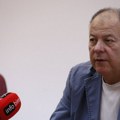 Uhapšen Boško Savković, novinar i pisac, zbog lutke „obešenog predsednika“