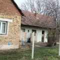 Prve slike mesta zločina u Srbobranu: Sin pre 6 meseci izašao sa robije, sad presudio majci! (foto)