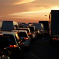 Kolaps: Gužve na putevima; Evo gde je najkritičnije