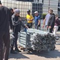 Završne pripreme za skup vlasti u Nišu: Centralni trg blokiran, postavlja se bina i video paneli