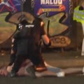 Policija suzbija građane kod „Londona“: Policija bacila suzavac